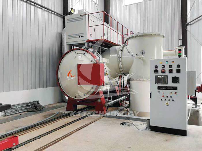Customized vacuum brazing furnace (click on the image to view product details)