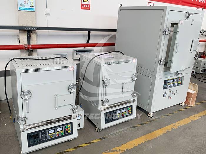 Experimental high-temperature atmosphere brazing furnace (click on the image to view product details)