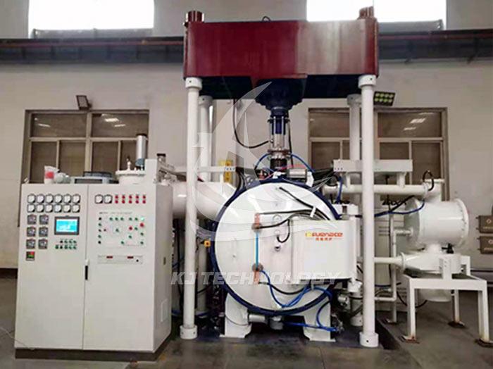 A commonly used horizontal diffusion welding furnace (click on the image to view product details)