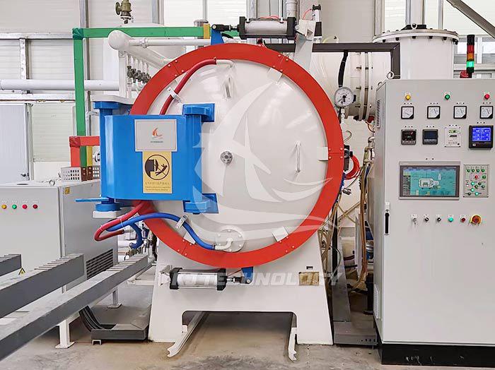 A commonly used vacuum gas quenching furnace (click on the image to view product details) 2A commonly used vacuum gas quenching furnace (click on the image to view product details)